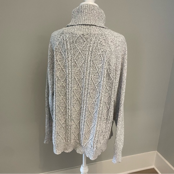 Jack BB Dakota Chunky Cable Knit Turtleneck Sweater - Picture 5 of 9